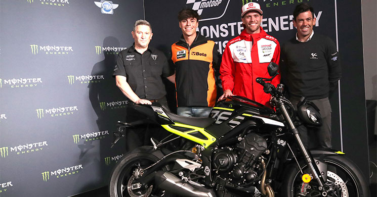 triumph moto2