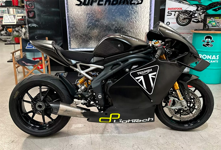 /TriumphSpeedTripleSuperbike