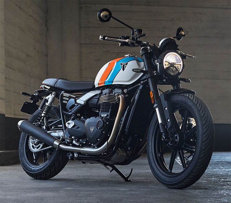 TriumphSpeedTwin900-2025-1.jpg