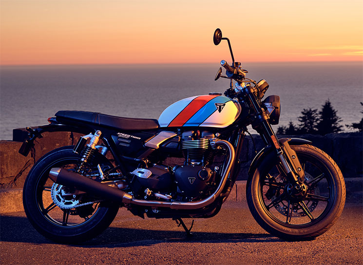 TriumphSpeedTwin900-2025