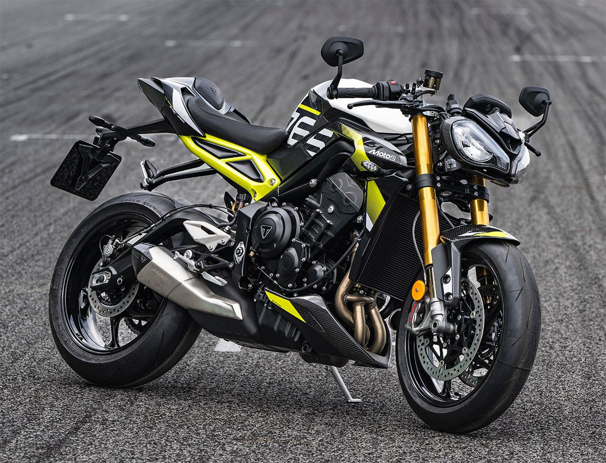 TriumphStreetTripleMoto2