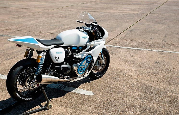 TriumphThruxtonR-Supercharger.jpg