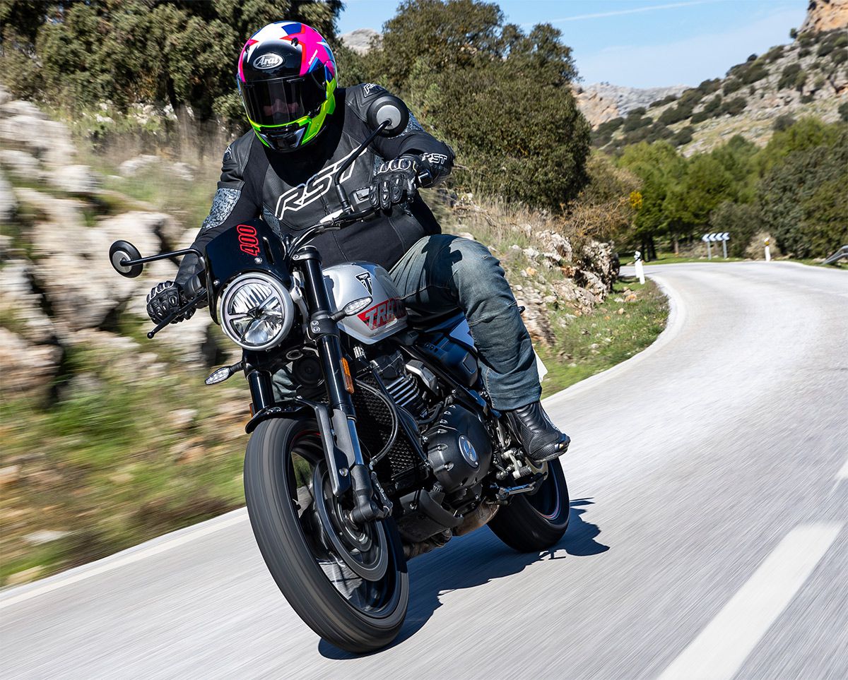 TriumphTrackerThruxton400