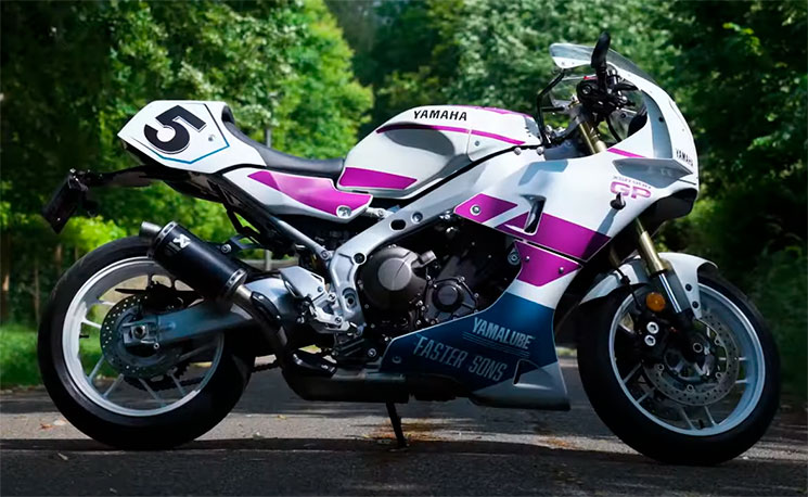 xsr 900