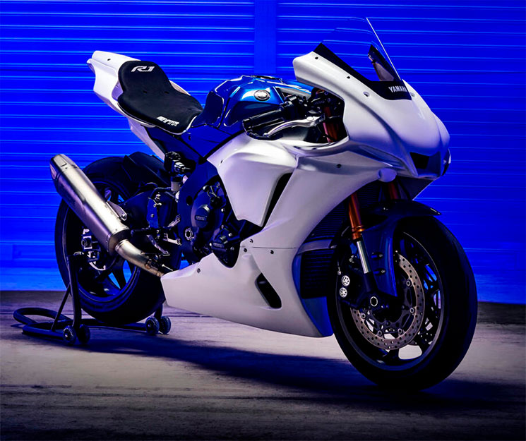 /Yamaha-R1-GYTR-2.jpg