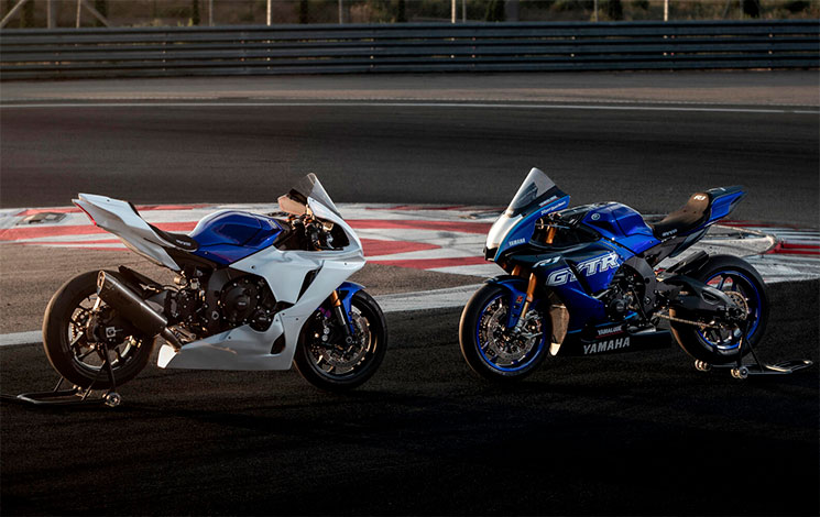 /Yamaha-R1-GYTR-2.jpg