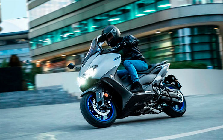 Yamaha-TMAX-2020