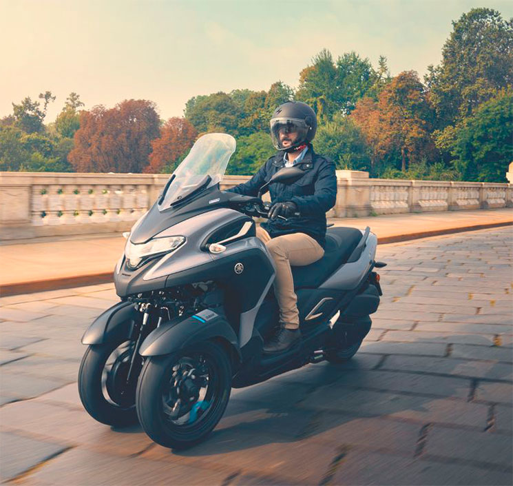 /Yamaha-Tricity-300.jpg