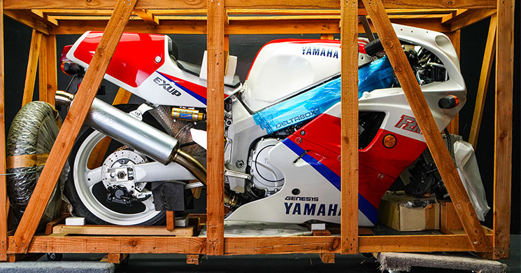 /YamahaFZROW1