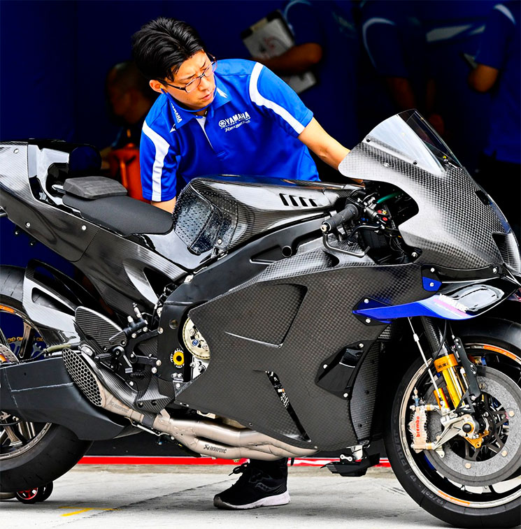 yamaha m1