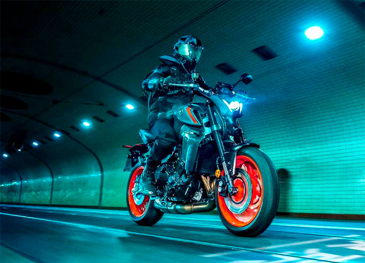YamahaMT09 2021
