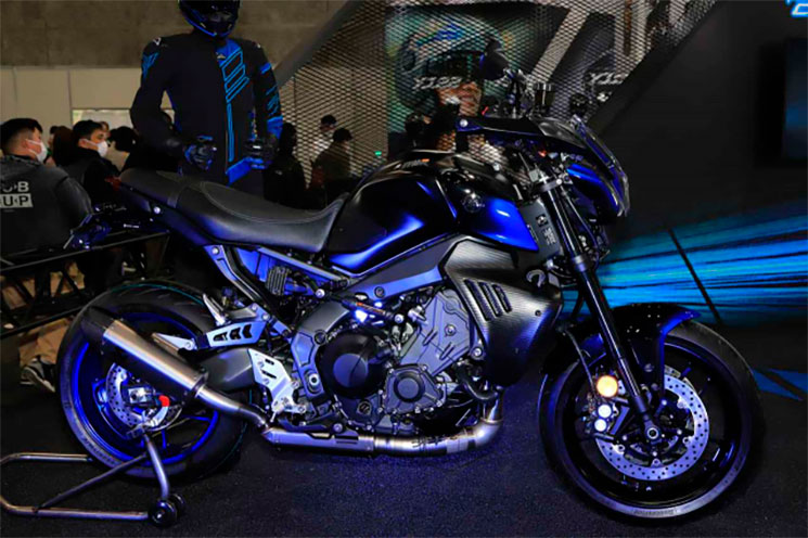 YamahaMT09-CyberRally