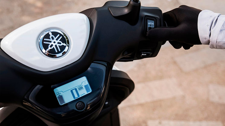 yamaha neos