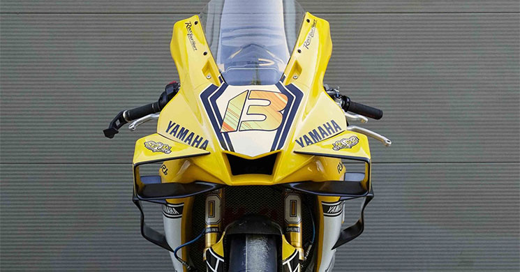 YamahaR1-M1-MotoGP-c.jpg