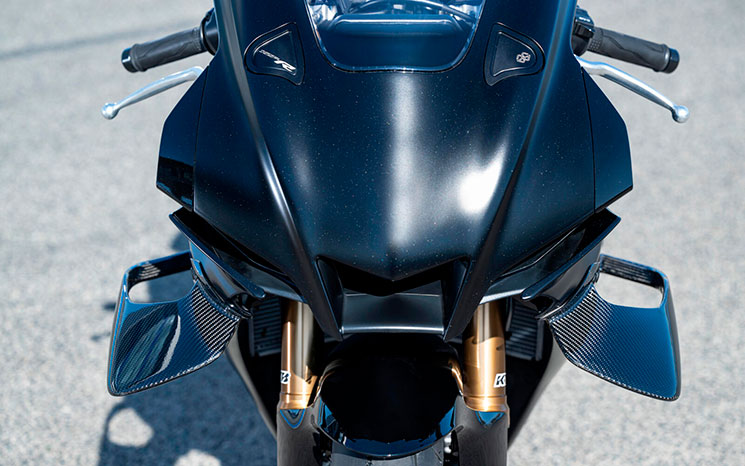 /YamahaR1-Race-2025