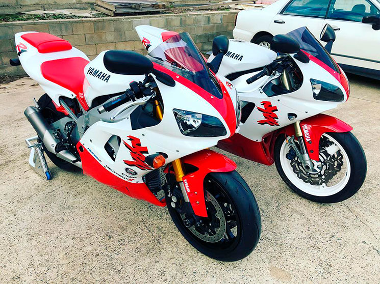 YamahaR1-Retrotech-3.jpg