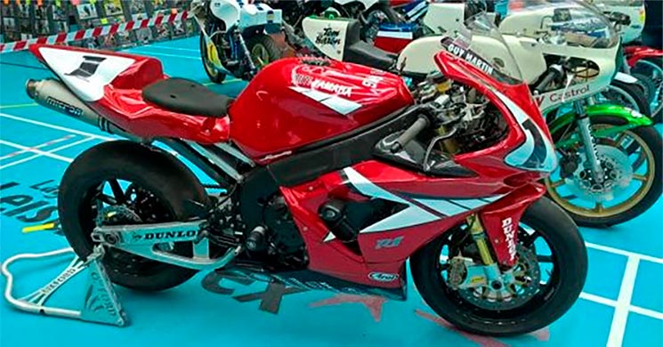 /YamahaR12006-GuyMartin.jpg