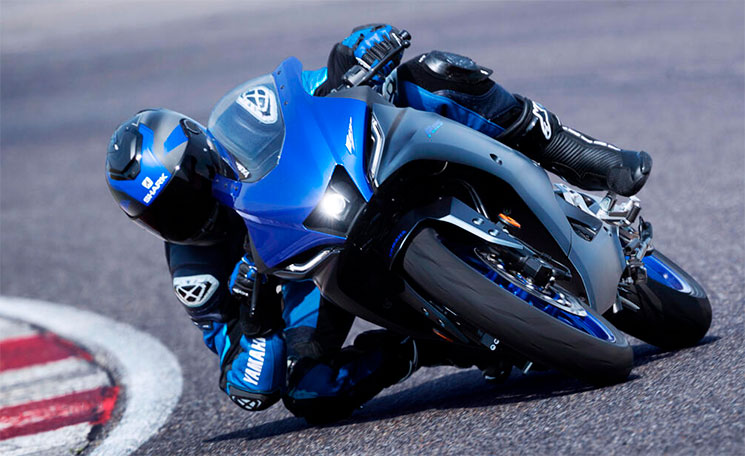 YamahaR125-2023.jpg