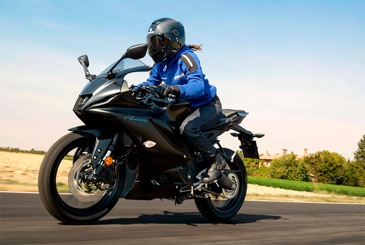 YamahaR125-2023.jpg