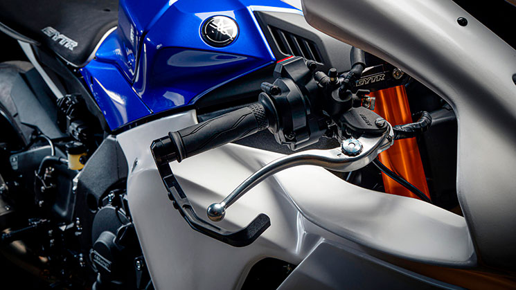 YamahaR1GYTR.jpg