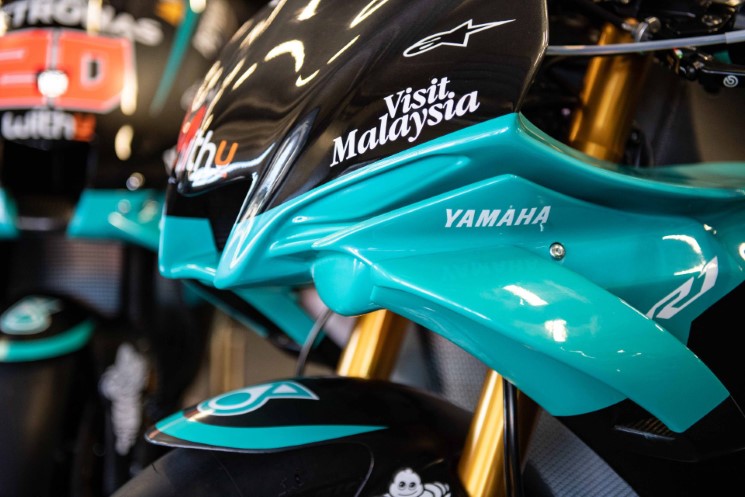 YamahaR1PetronasReplica