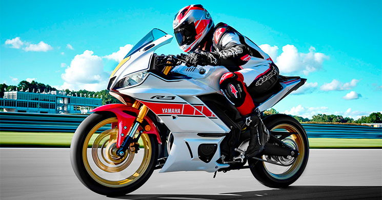 /YamahaR3-2022.jpg