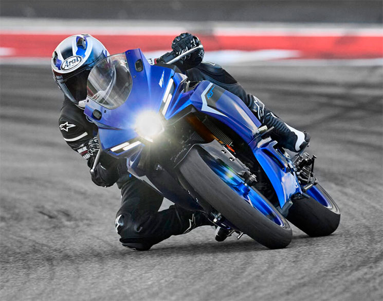 YamahaR3-2025.