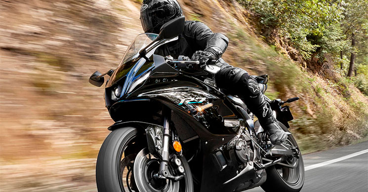 /YamahaR73456.jpg