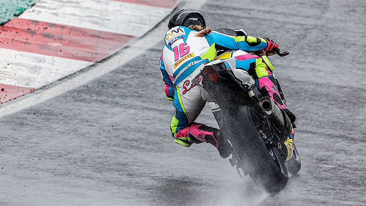 /YamahaR7WCR.
