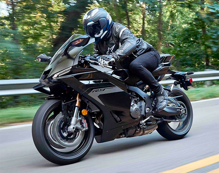 YamahaR9-2025