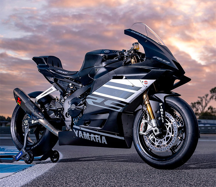 YamahaR9-GYTR-1.jpg