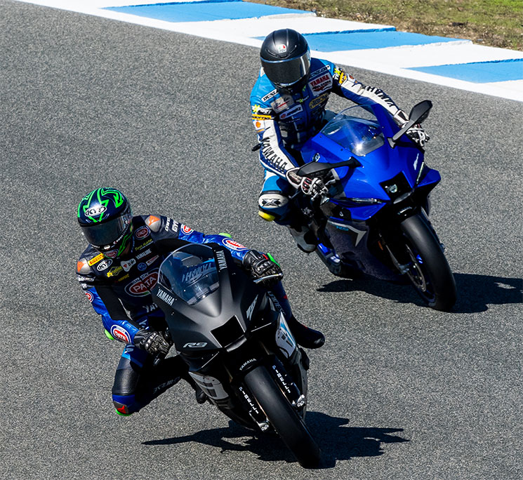 Yamaha R9 2025
