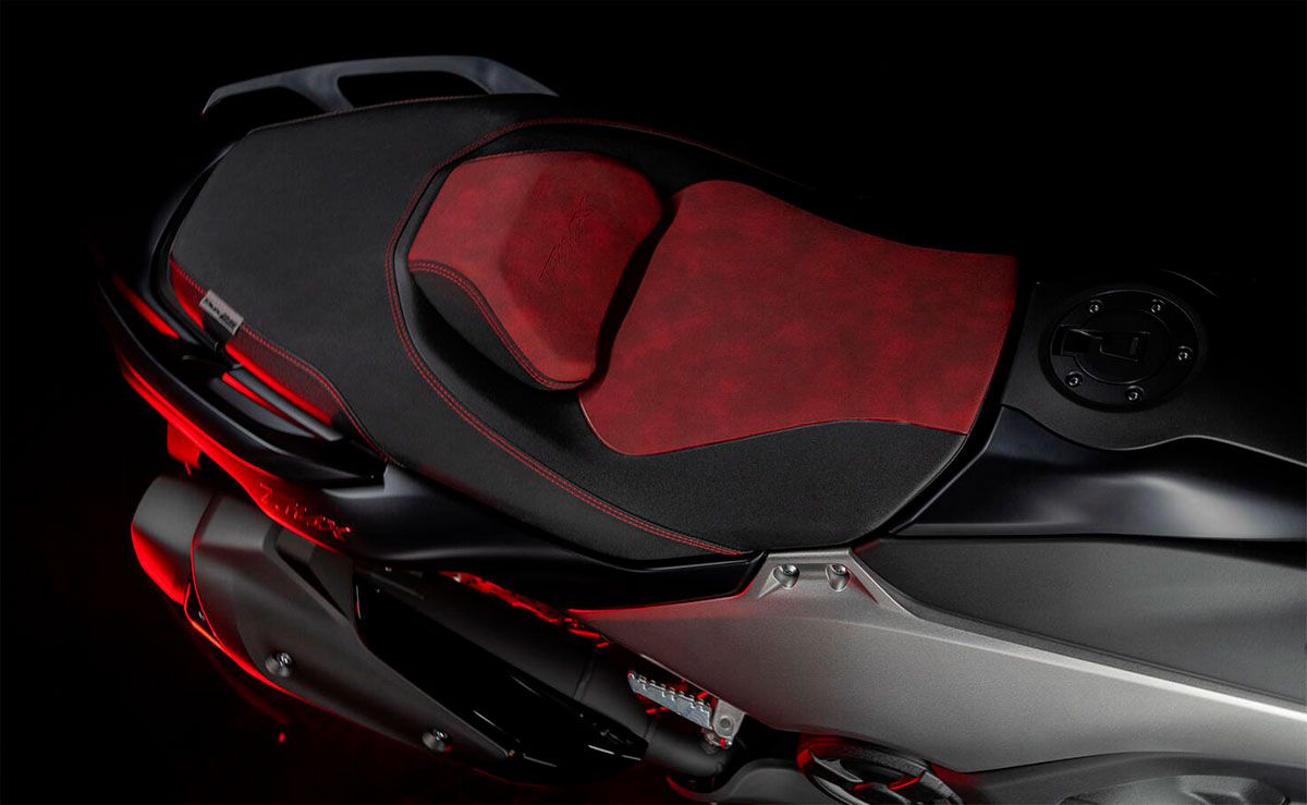 YamahaTMAX25Aniversario