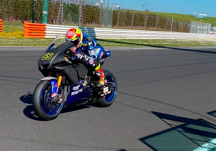 yamaha