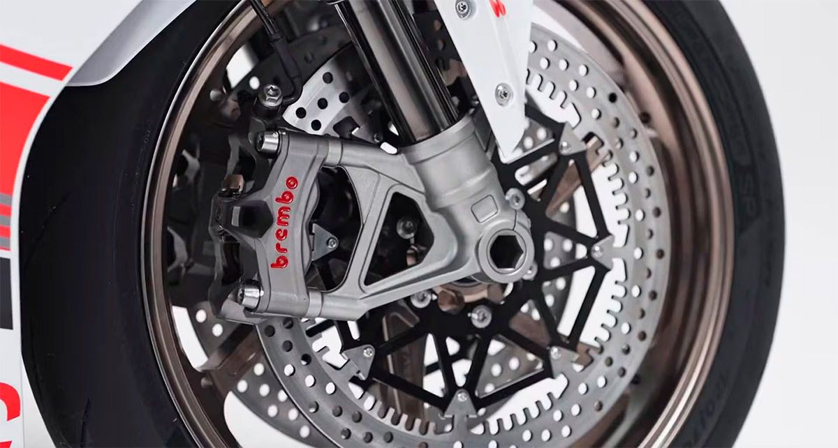 ZXMOTO820RR