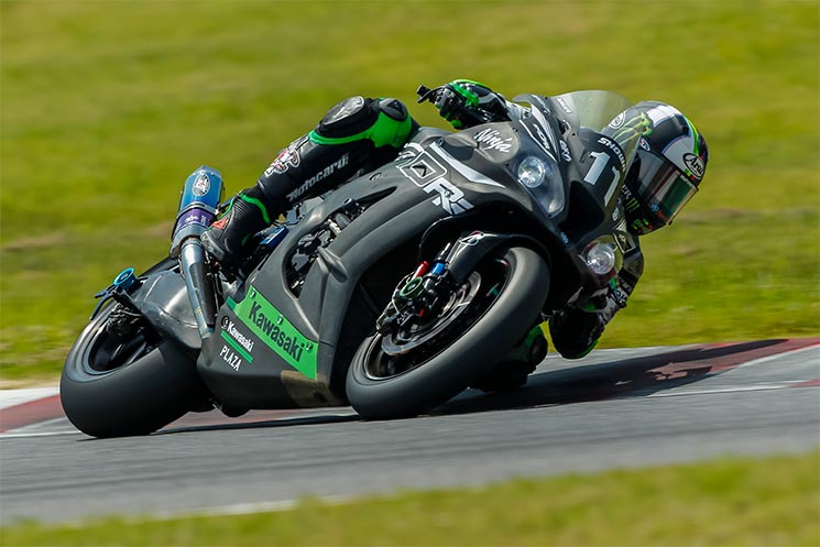 Zx10RR-Endurance-8Horas.jpg