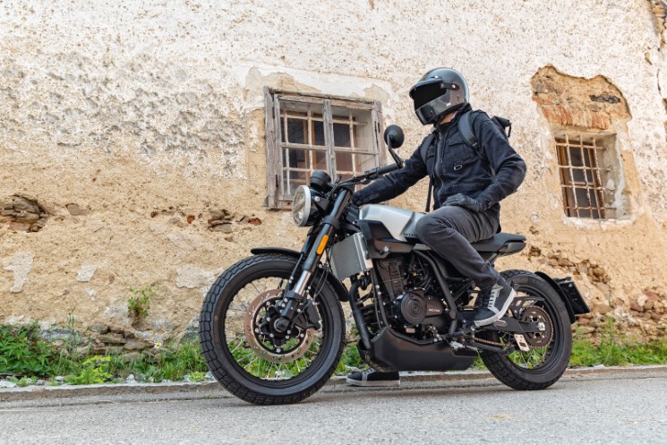 brixton crosfire 125