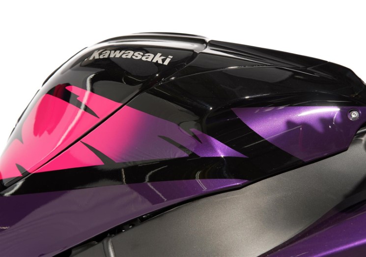 KawasakiZX10R-Ninja-Aniversario