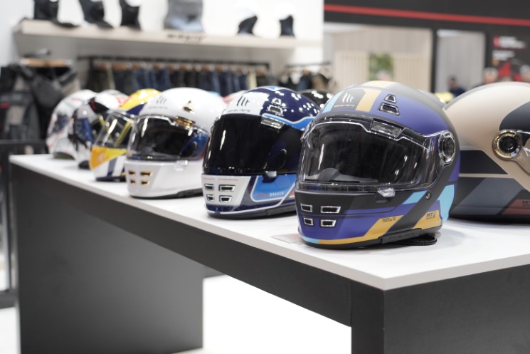 mt helmets