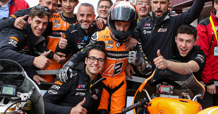 /alex-ruiz-rins42.jpg