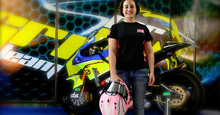 /ana-carrasco-moto2.jpg
