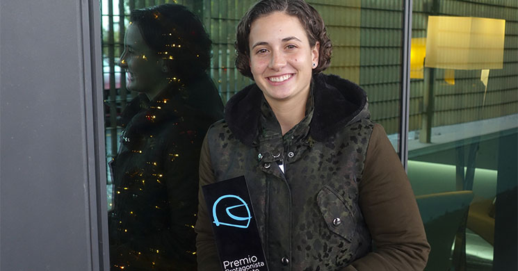 ana-carrasco-premio.jpg