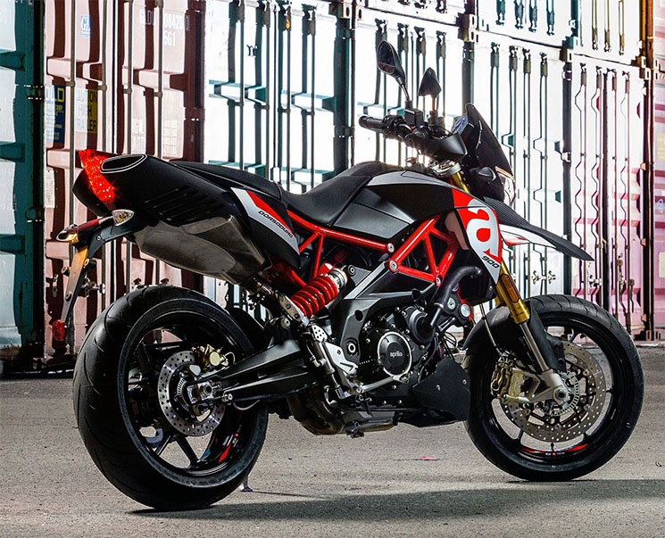 aprilia-dorsoduro-900-2017.jpg