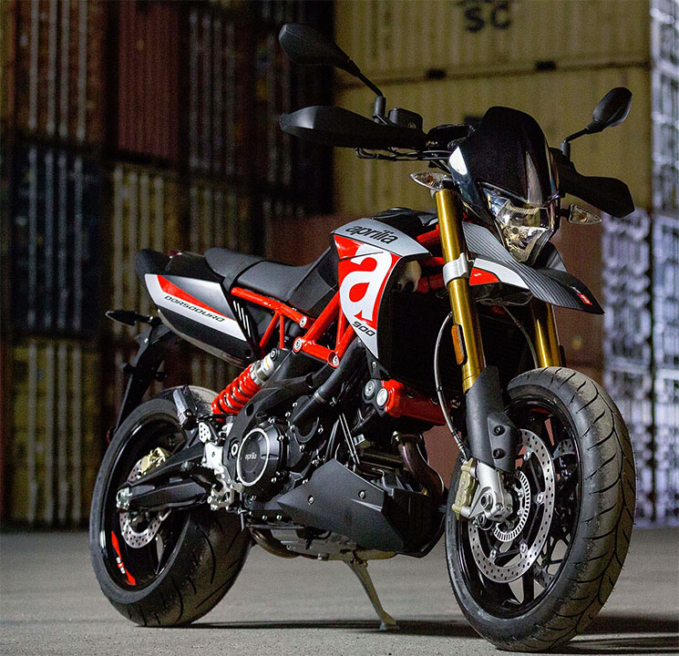aprilia-dorsoduro-900-2017.jpg