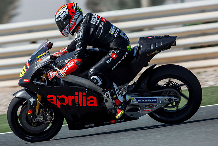 aprilia-rsgp-2016-3.jpg