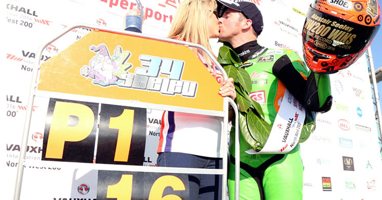 /arthur-seeley-north-west200.jpg