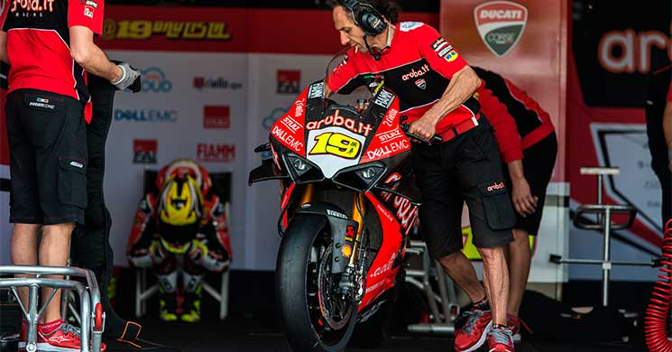 bautista-panigale-v4.jpg