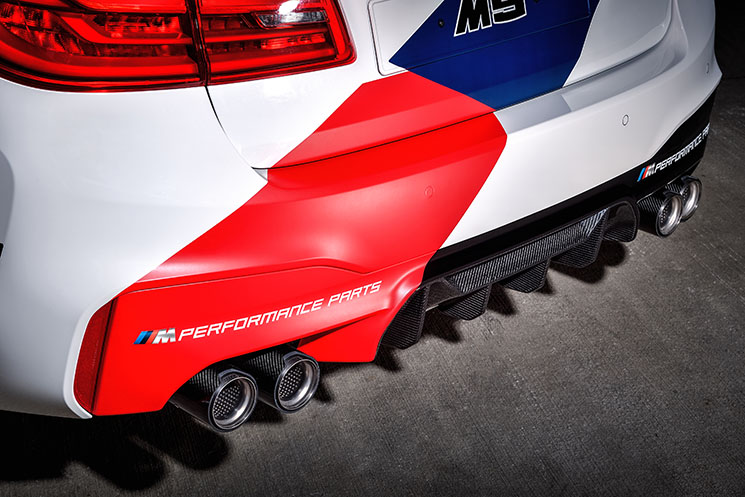 bmw-m5-safety-car-2018-65465.jpg