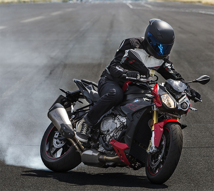 bmw-s1000r-2017-1.jpg