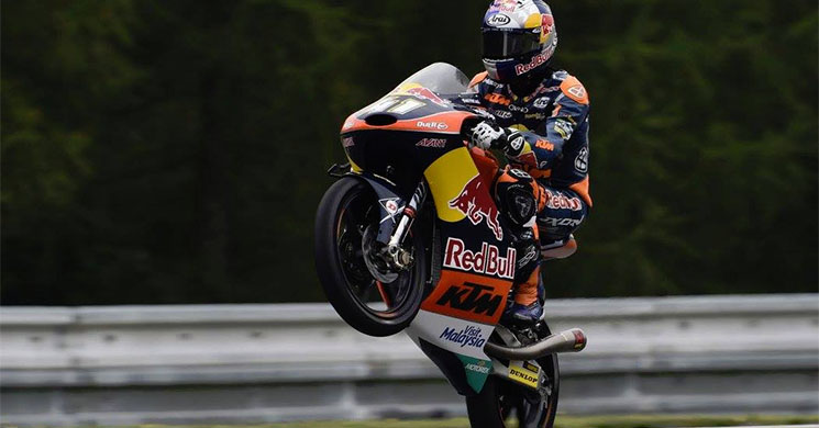 bradbinder(1).jpg